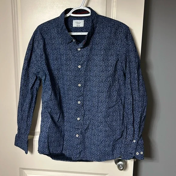 Level Ten button down size - Picture 1 of 1